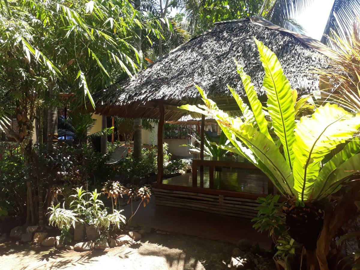 Ej Pension House PALAWAN Bagian luar foto